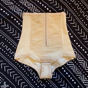 Bellefit Postpartum Recovery Corset NWOT size S